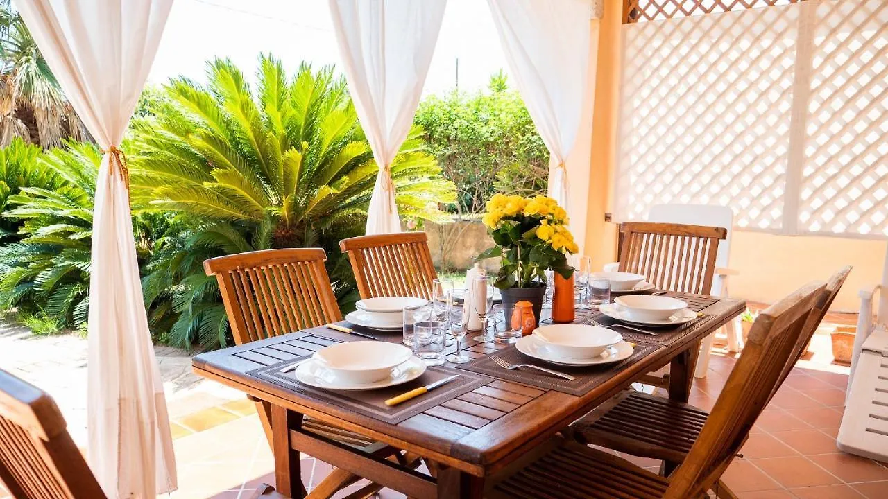 Casa L'Alzoni Vila San Teodoro  Villa